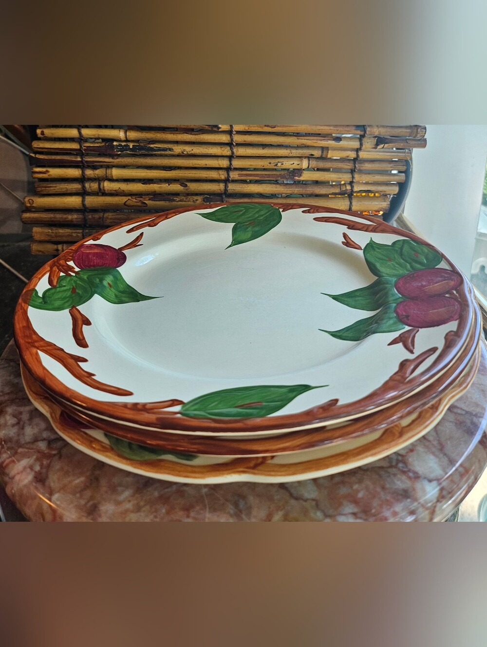 Franciscan Earthenware Apple Dinner Plates
